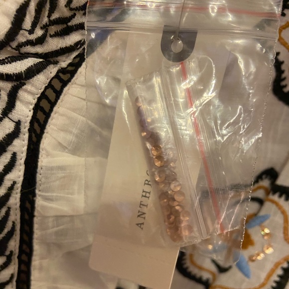 Anthropologie Sequined Embroidered Blouse size 6 - Picture 9 of 16